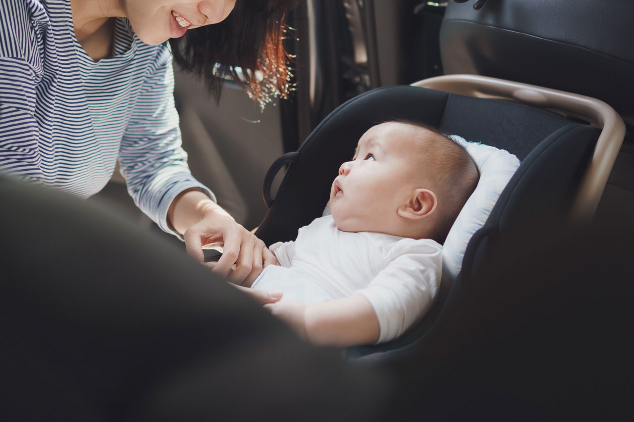 車内の赤ちゃん